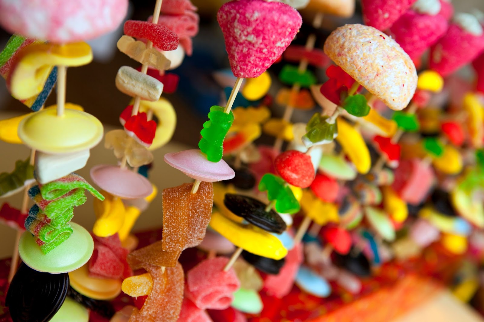 Understanding the Allure of 90's Candies – SweetyTreatyCo