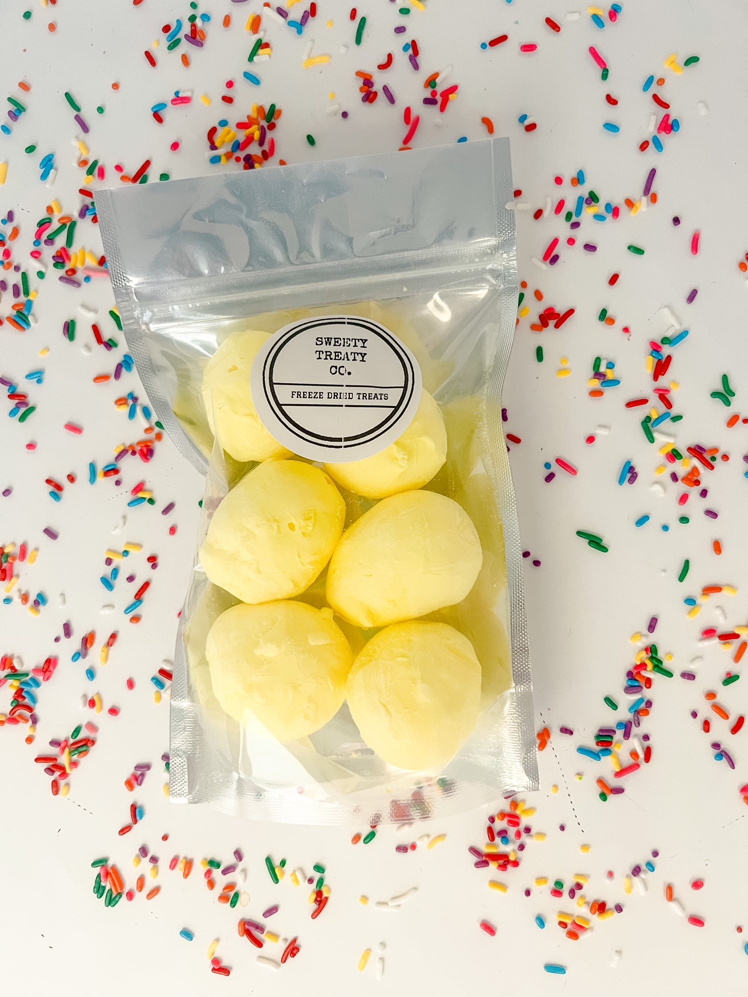 Freeze dried banana taffy candy