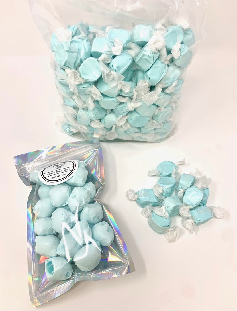 Freeze dried cotton candy taffy