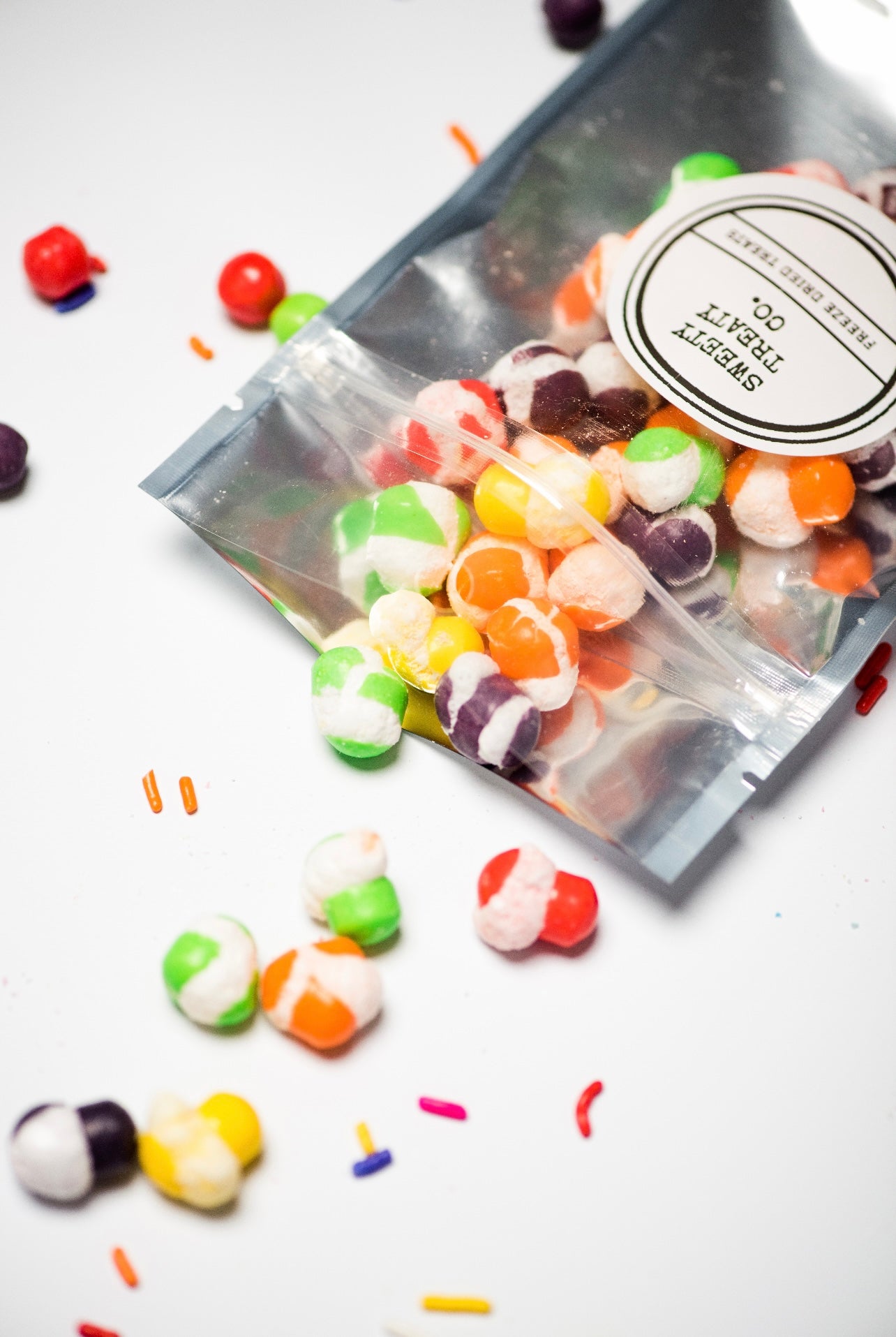 Sour frittles, Sour Skittles